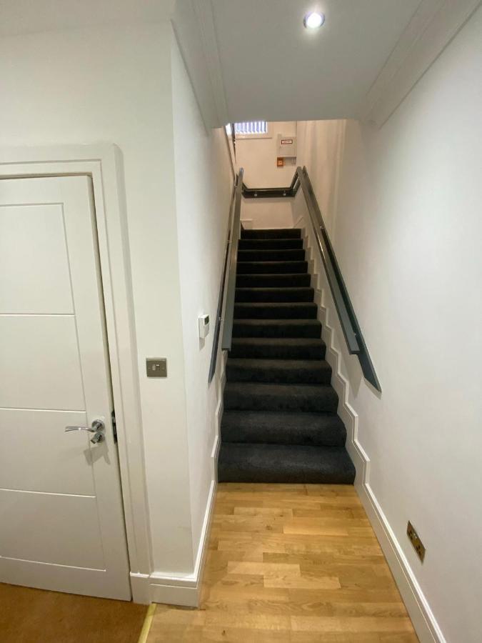 Penthouse Apt8 Apartment Wolverhampton Exterior photo