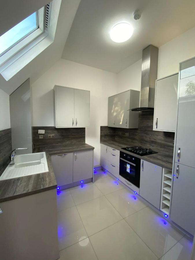 Penthouse Apt8 Apartment Wolverhampton Exterior photo